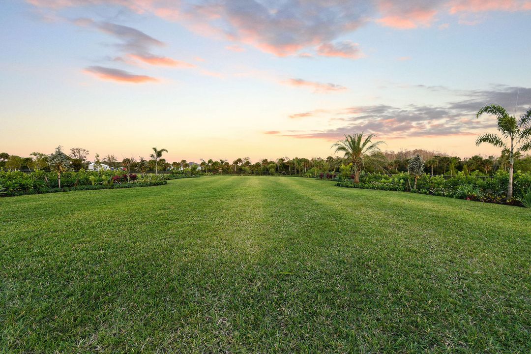 En Renta: $22,500 (4 camas, 3 baños, 3461 Pies cuadrados)