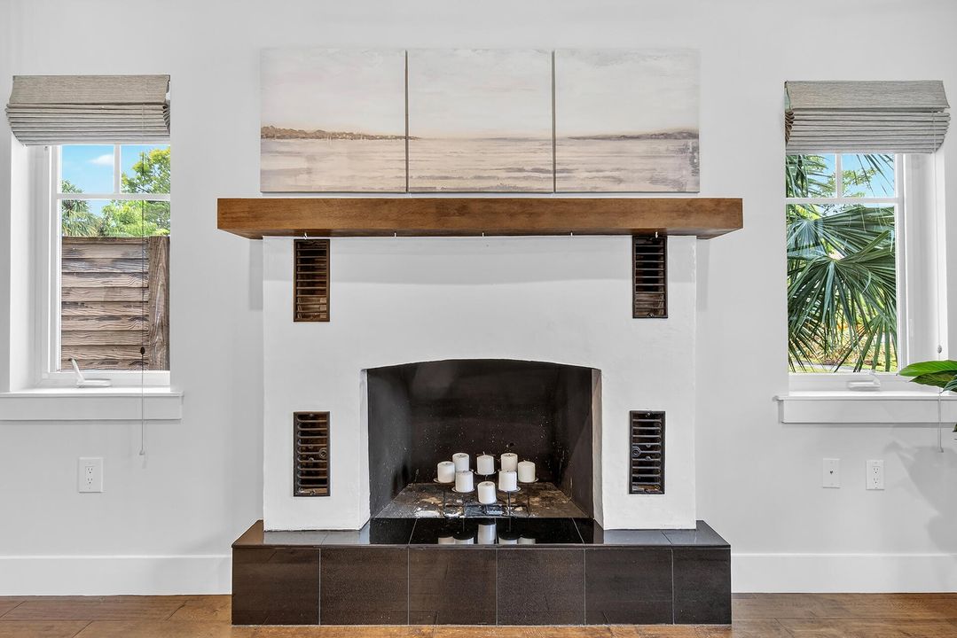 En Venta: $1,995,000 (5 camas, 3 baños, 2503 Pies cuadrados)