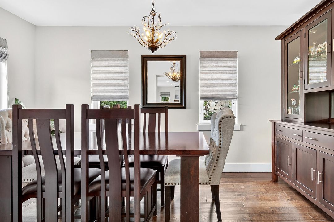 En Venta: $1,995,000 (5 camas, 3 baños, 2503 Pies cuadrados)