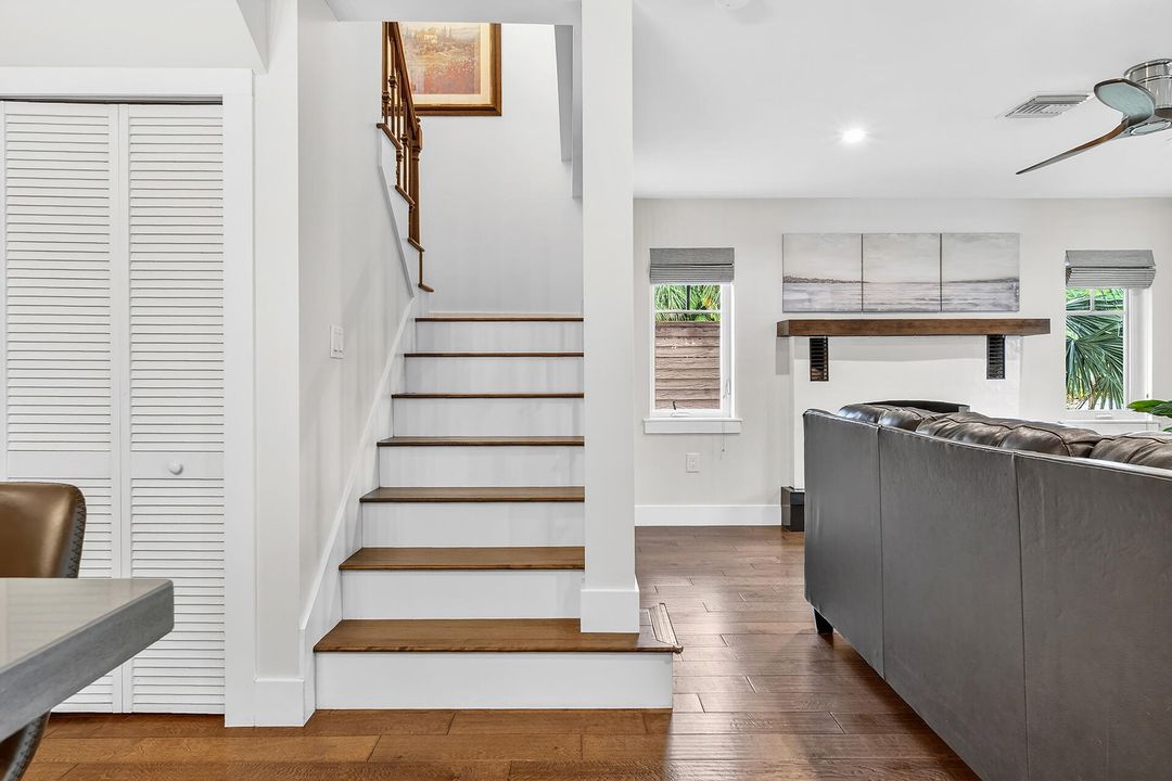 En Venta: $1,995,000 (5 camas, 3 baños, 2503 Pies cuadrados)