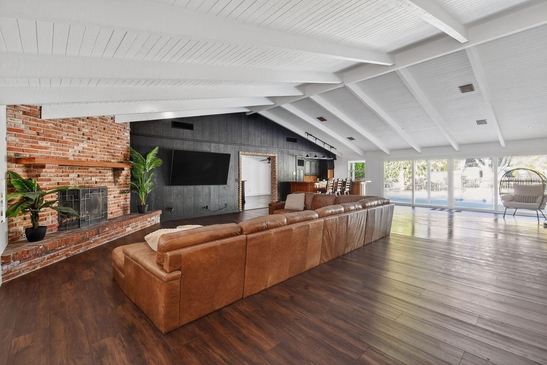 待售: $1,297,000 (4 贝兹, 4 浴室, 3552 平方英尺)