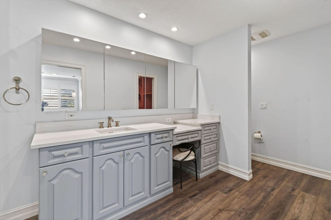 待售: $1,297,000 (4 贝兹, 4 浴室, 3552 平方英尺)