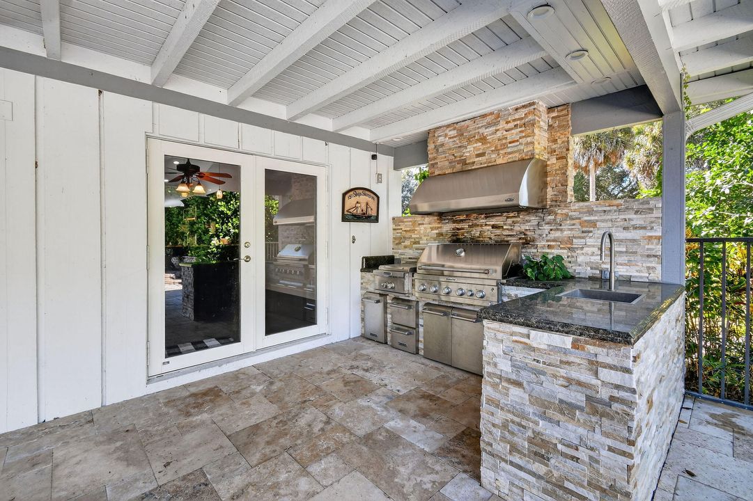 待售: $1,297,000 (4 贝兹, 4 浴室, 3552 平方英尺)