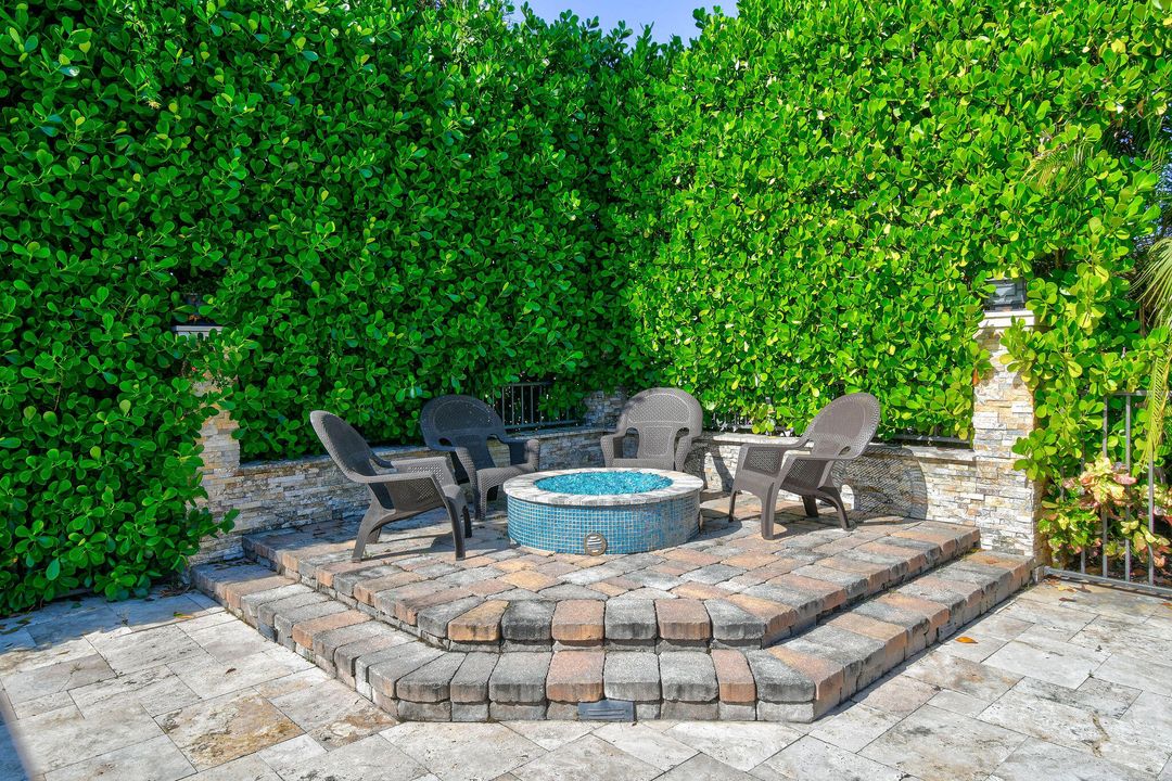 待售: $1,297,000 (4 贝兹, 4 浴室, 3552 平方英尺)