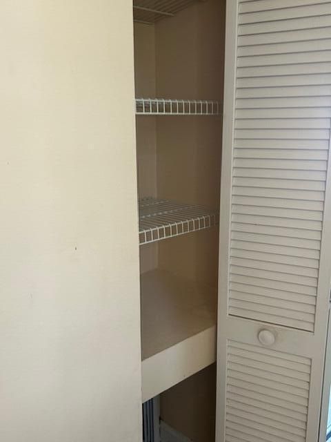 For Sale: $525,000 (3 beds, 2 baths, 1682 Square Feet)