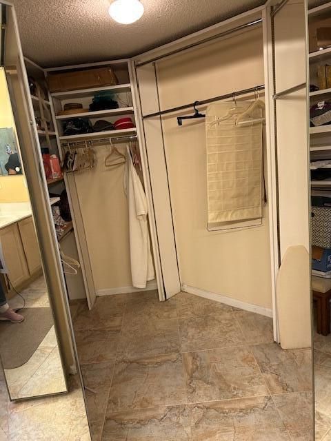 For Sale: $525,000 (3 beds, 2 baths, 1682 Square Feet)