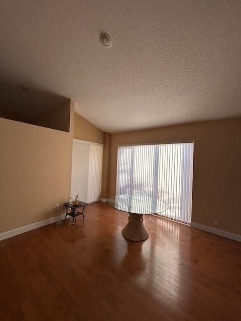 For Sale: $525,000 (3 beds, 2 baths, 1682 Square Feet)