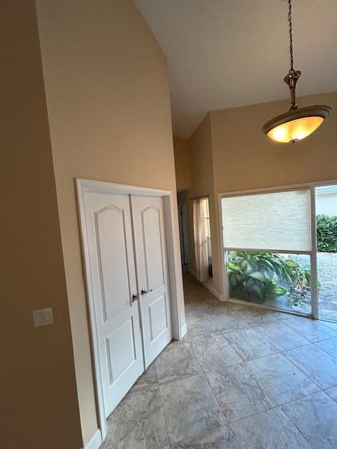 For Sale: $525,000 (3 beds, 2 baths, 1682 Square Feet)