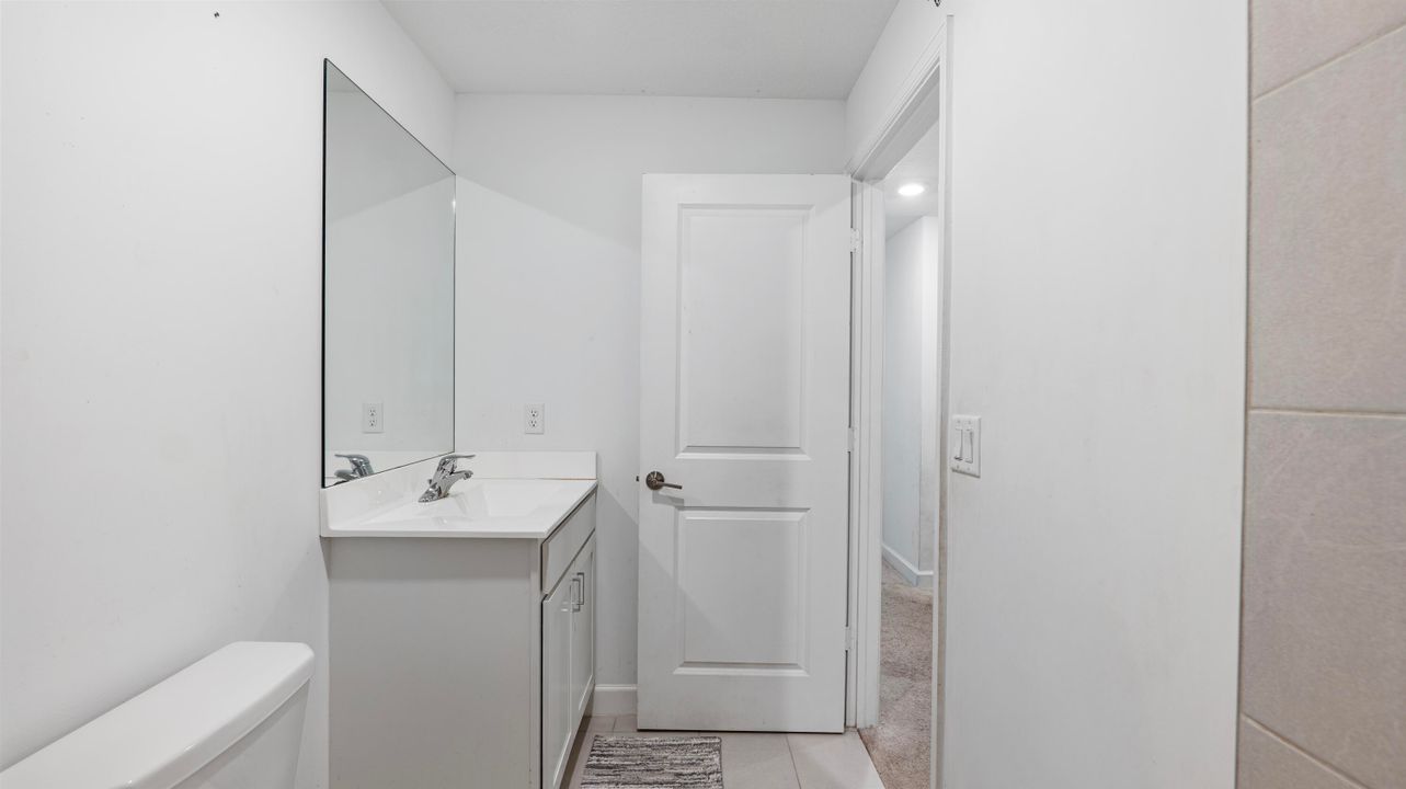 En Venta: $445,000 (4 camas, 2 baños, 1861 Pies cuadrados)