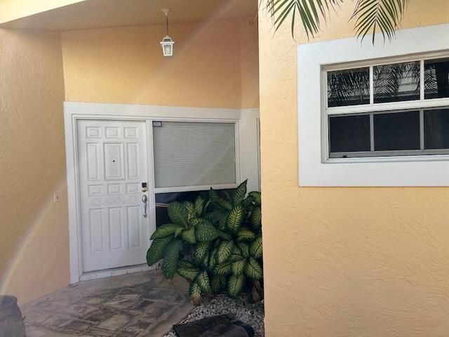 For Sale: $525,000 (3 beds, 2 baths, 1682 Square Feet)