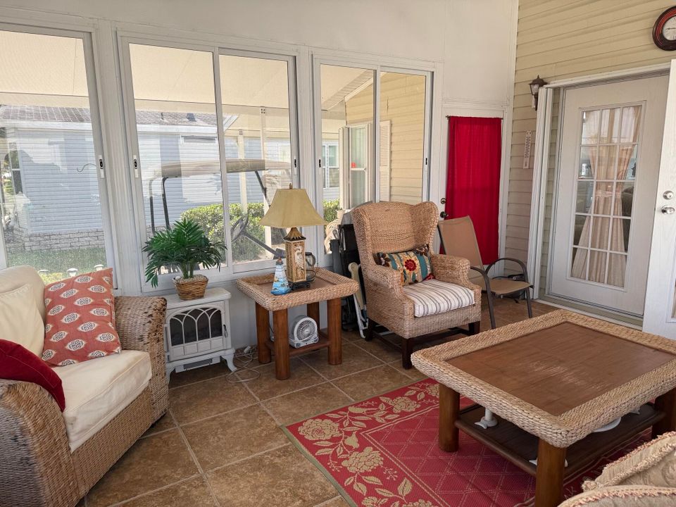 For Sale: $79,000 (2 beds, 2 baths, 1200 Square Feet)