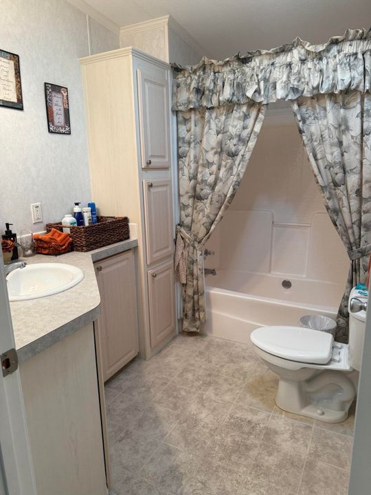 For Sale: $79,000 (2 beds, 2 baths, 1200 Square Feet)