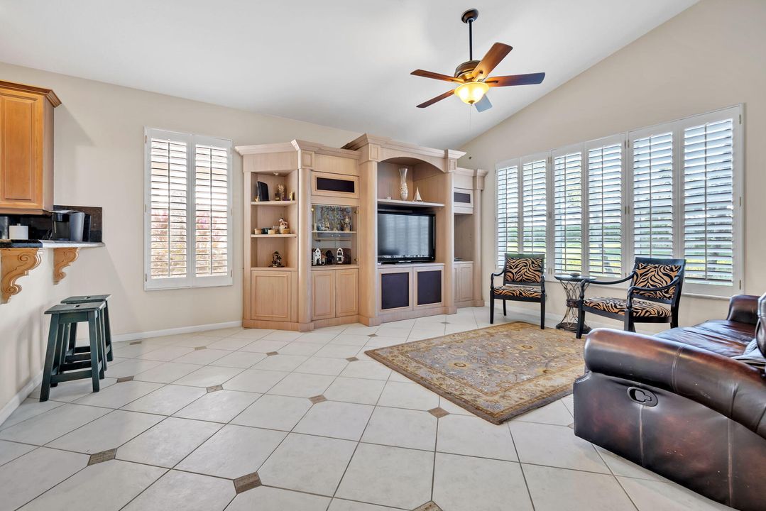 For Sale: $539,000 (3 beds, 2 baths, 2249 Square Feet)