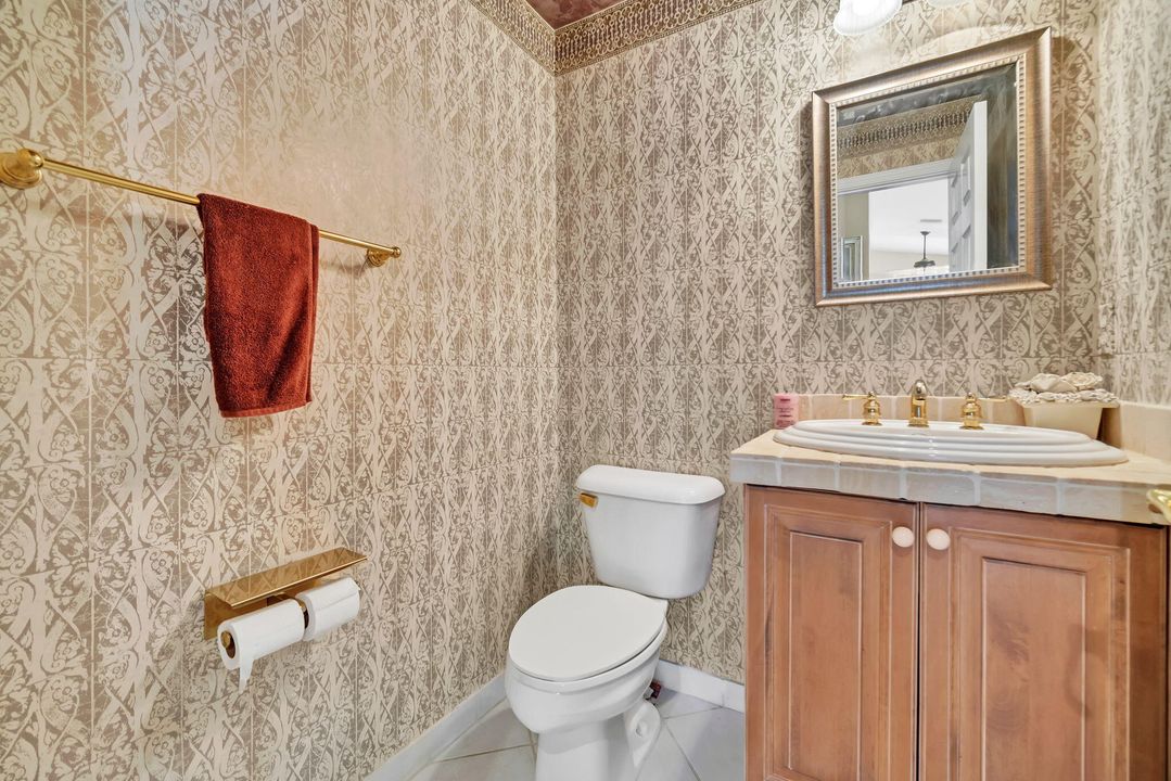 For Sale: $539,000 (3 beds, 2 baths, 2249 Square Feet)