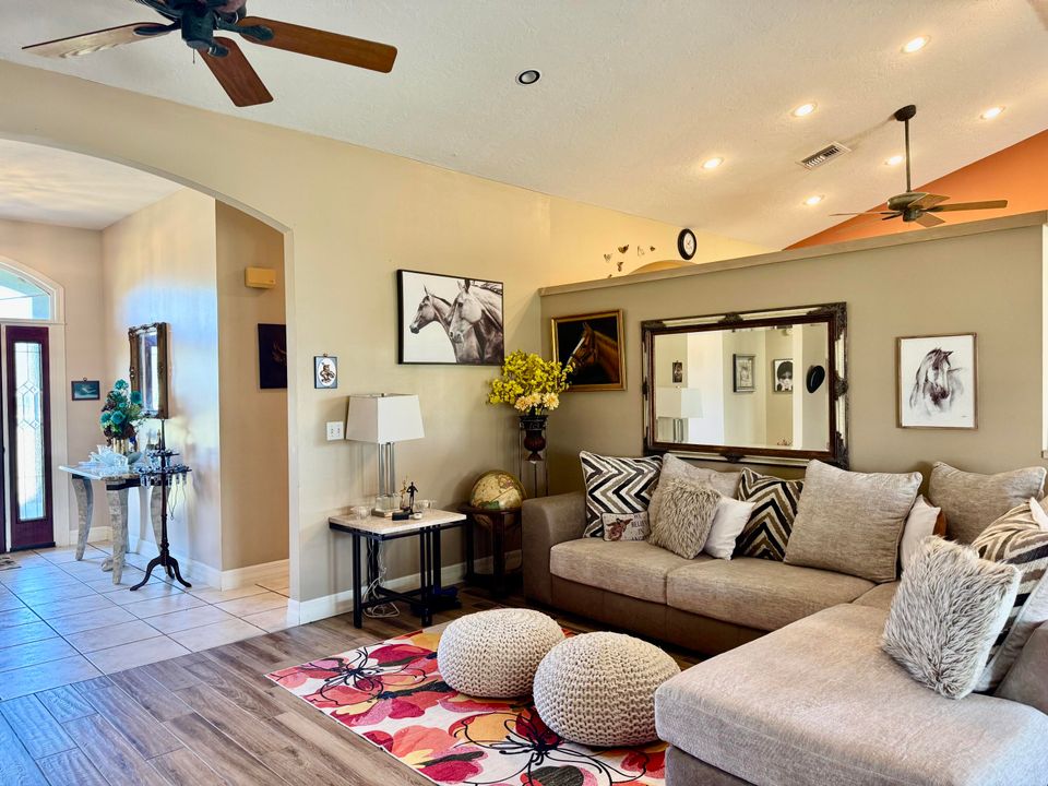 待售: $599,000 (4 贝兹, 3 浴室, 3023 平方英尺)