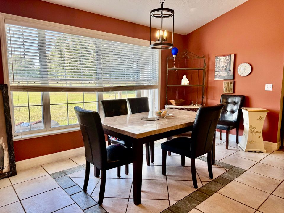 待售: $599,000 (4 贝兹, 3 浴室, 3023 平方英尺)