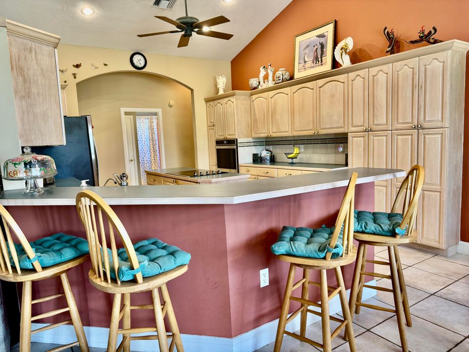 待售: $599,000 (4 贝兹, 3 浴室, 3023 平方英尺)