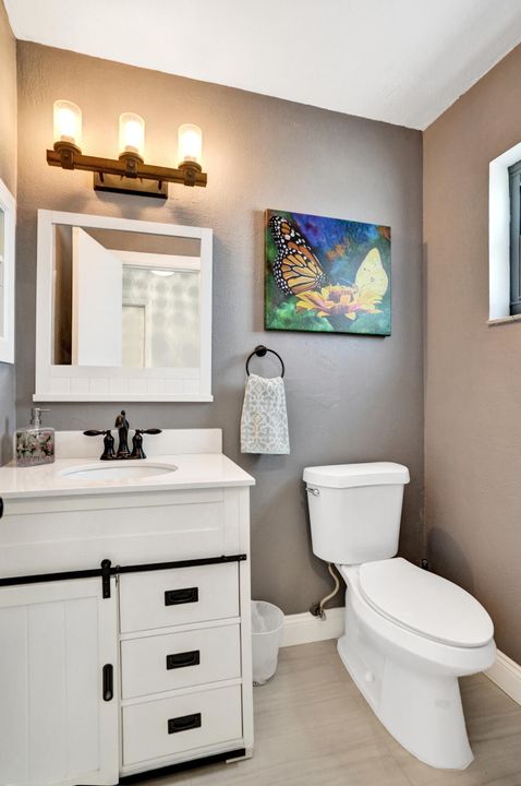 En Venta: $389,000 (3 camas, 2 baños, 1581 Pies cuadrados)