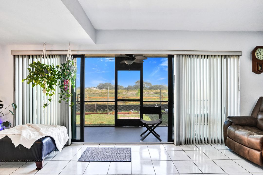 En Venta: $389,000 (3 camas, 2 baños, 1581 Pies cuadrados)