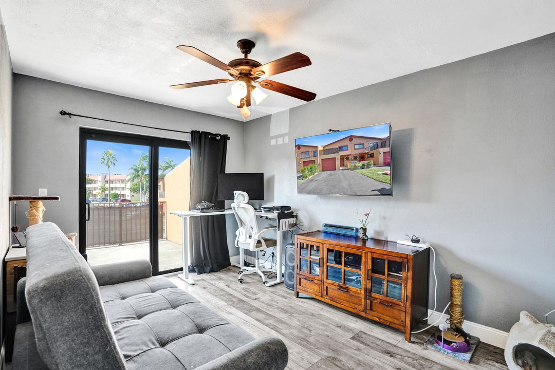 En Venta: $389,000 (3 camas, 2 baños, 1581 Pies cuadrados)