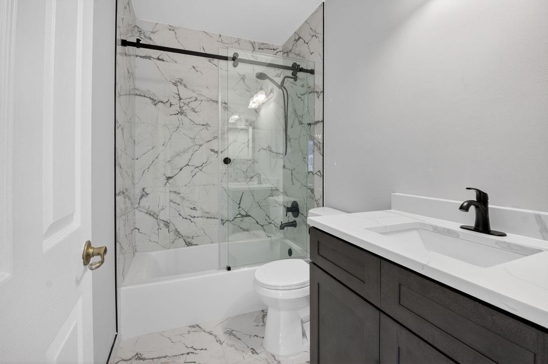 For Rent: $2,995 (4 beds, 2 baths, 1681 Square Feet)