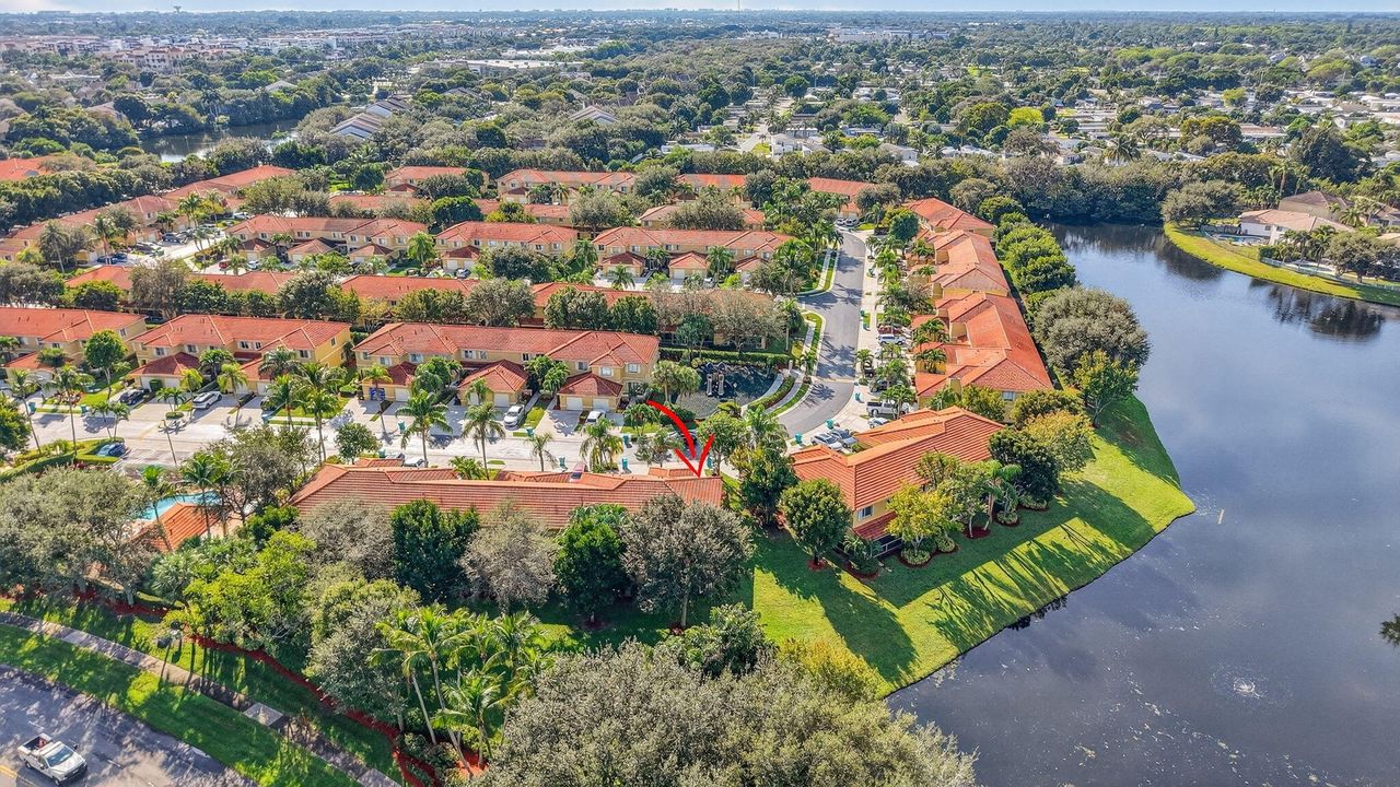 For Rent: $2,995 (4 beds, 2 baths, 1681 Square Feet)