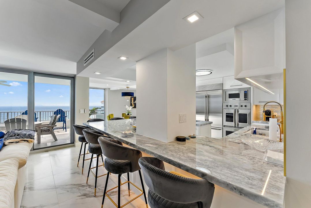 For Rent: $12,750 (3 beds, 3 baths, 2657 Square Feet)