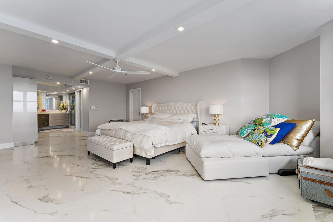 For Rent: $12,750 (3 beds, 3 baths, 2657 Square Feet)