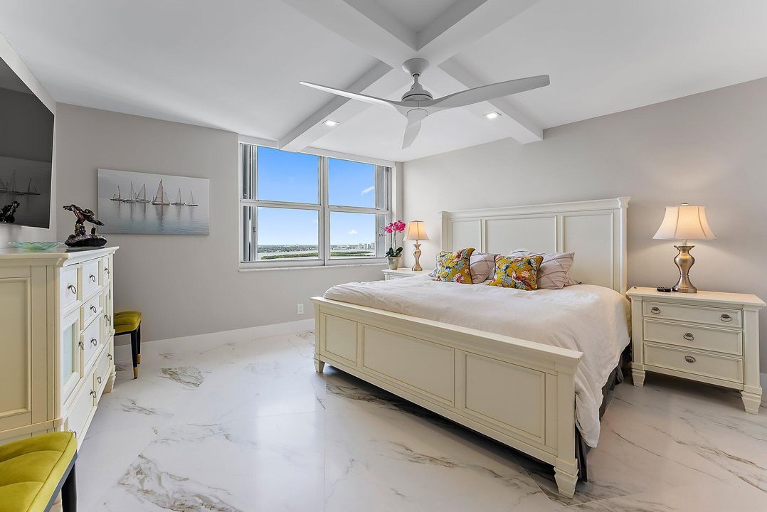 For Rent: $12,750 (3 beds, 3 baths, 2657 Square Feet)