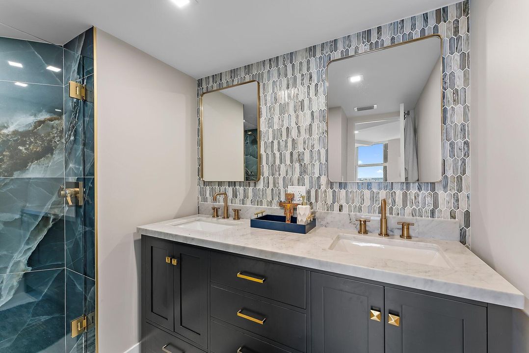 For Rent: $12,750 (3 beds, 3 baths, 2657 Square Feet)