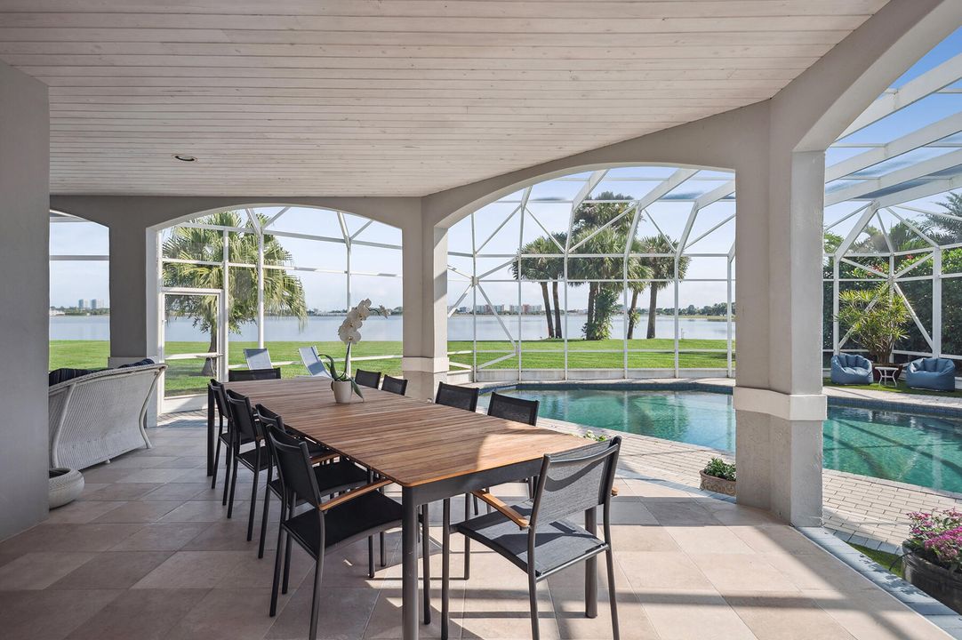 На продажу: $3,950,000 (4 спален, 4 ванн, 4874 Квадратных фут)