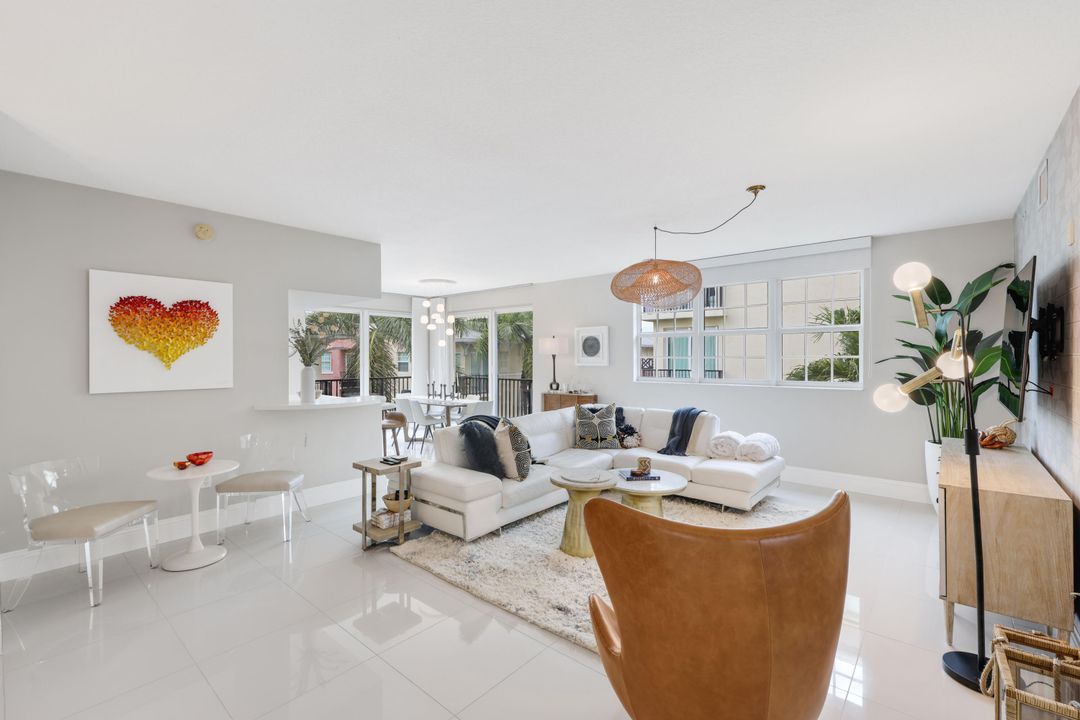 На продажу: $1,150,000 (3 спален, 2 ванн, 1762 Квадратных фут)