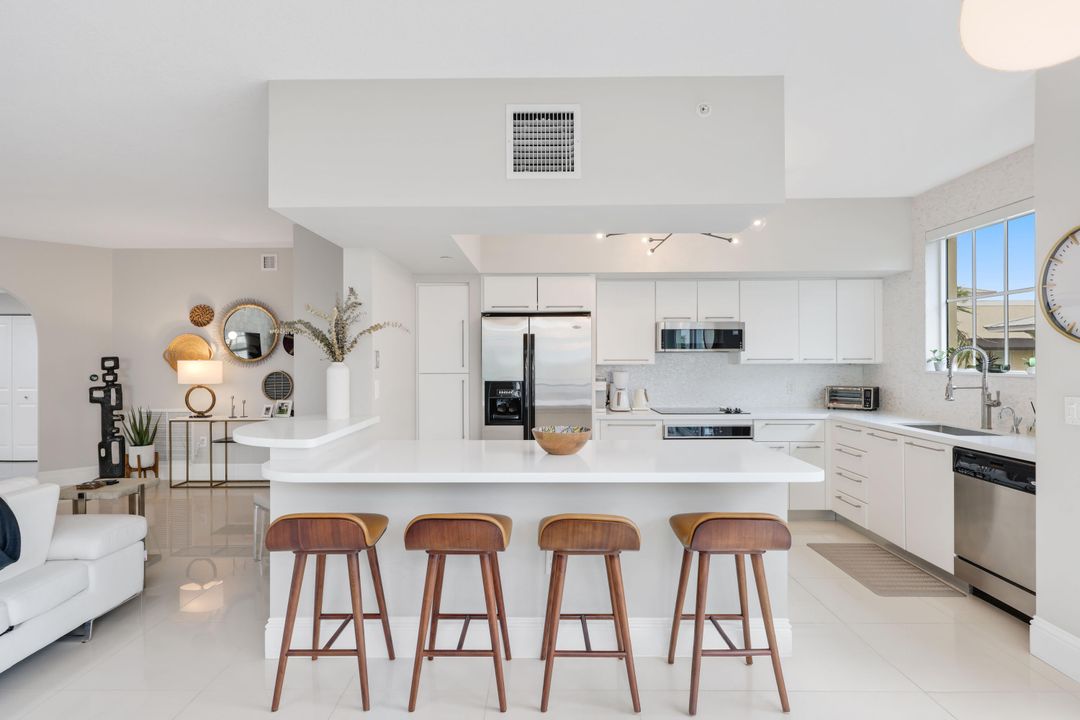 На продажу: $1,150,000 (3 спален, 2 ванн, 1762 Квадратных фут)