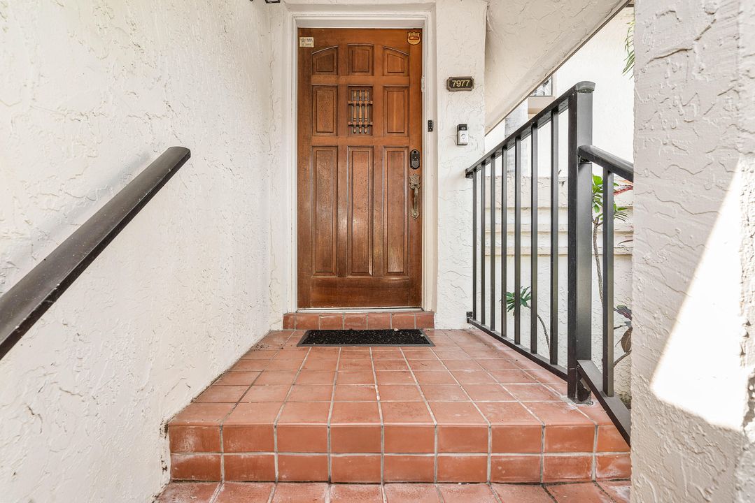 待售: $325,000 (3 贝兹, 2 浴室, 1572 平方英尺)