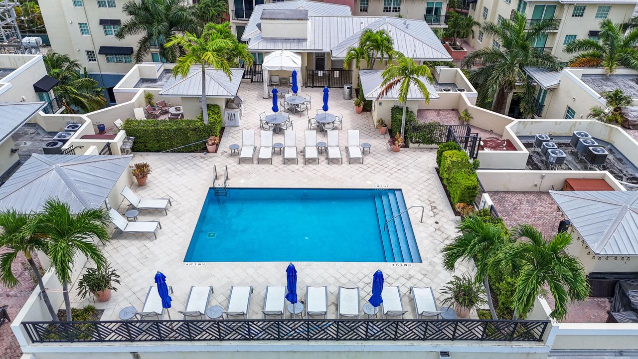 На продажу: $1,150,000 (3 спален, 2 ванн, 1762 Квадратных фут)