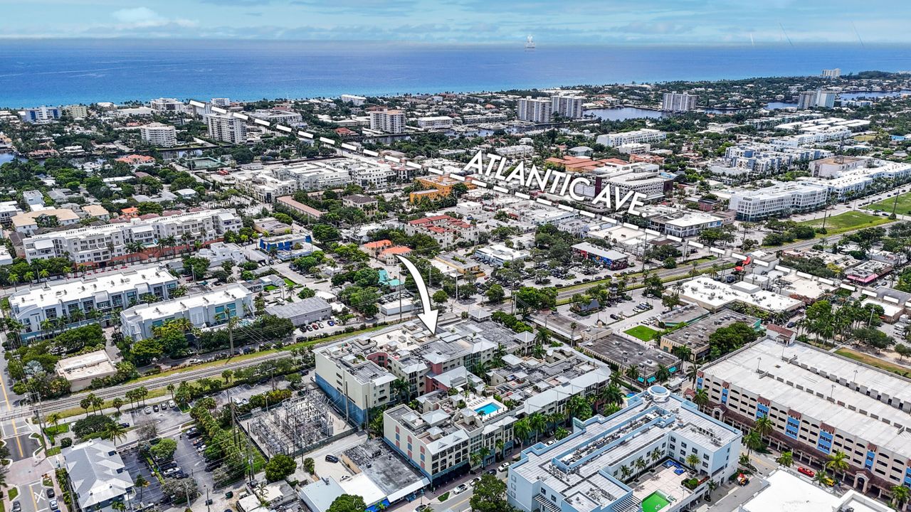 На продажу: $1,150,000 (3 спален, 2 ванн, 1762 Квадратных фут)