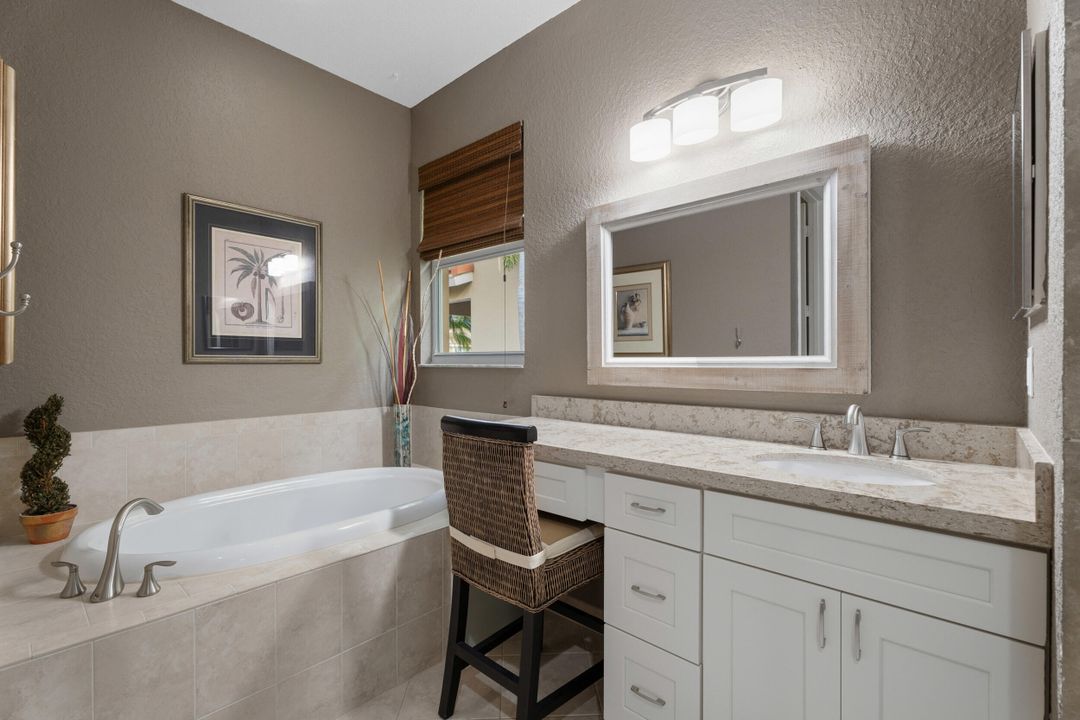 待售: $550,000 (3 贝兹, 2 浴室, 2184 平方英尺)