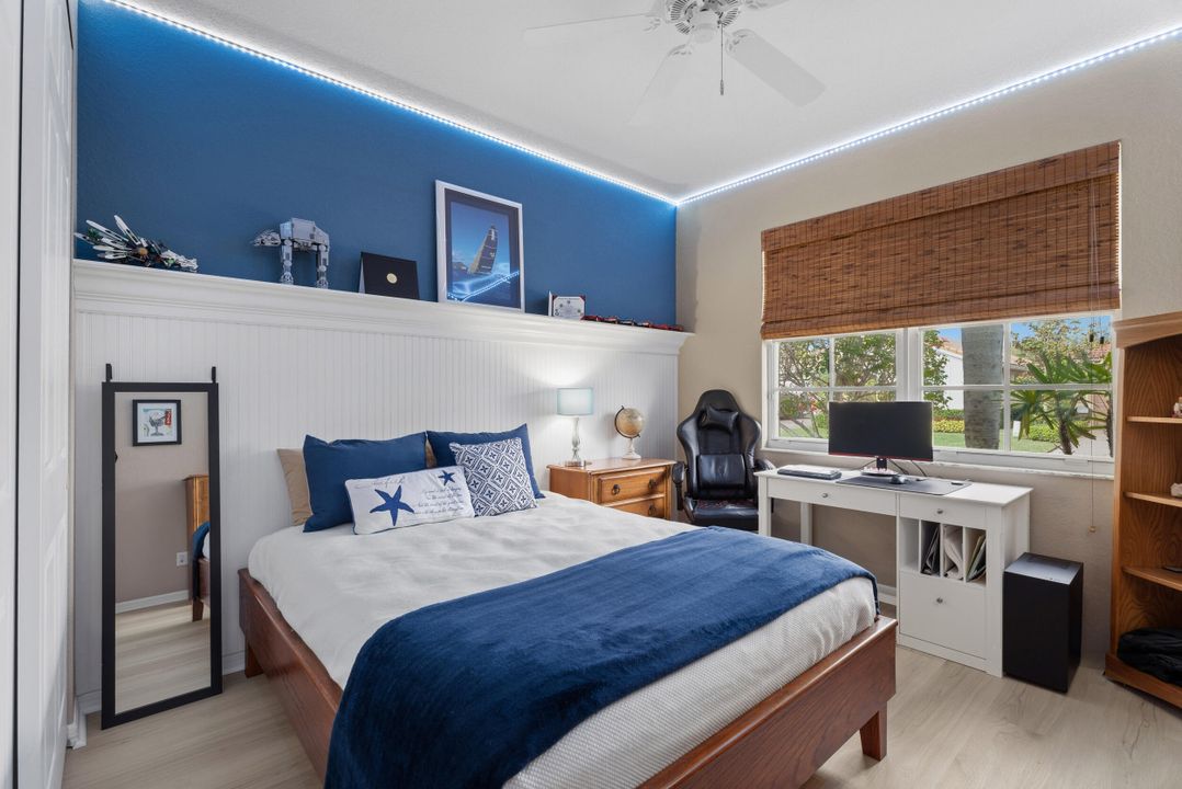 待售: $550,000 (3 贝兹, 2 浴室, 2184 平方英尺)