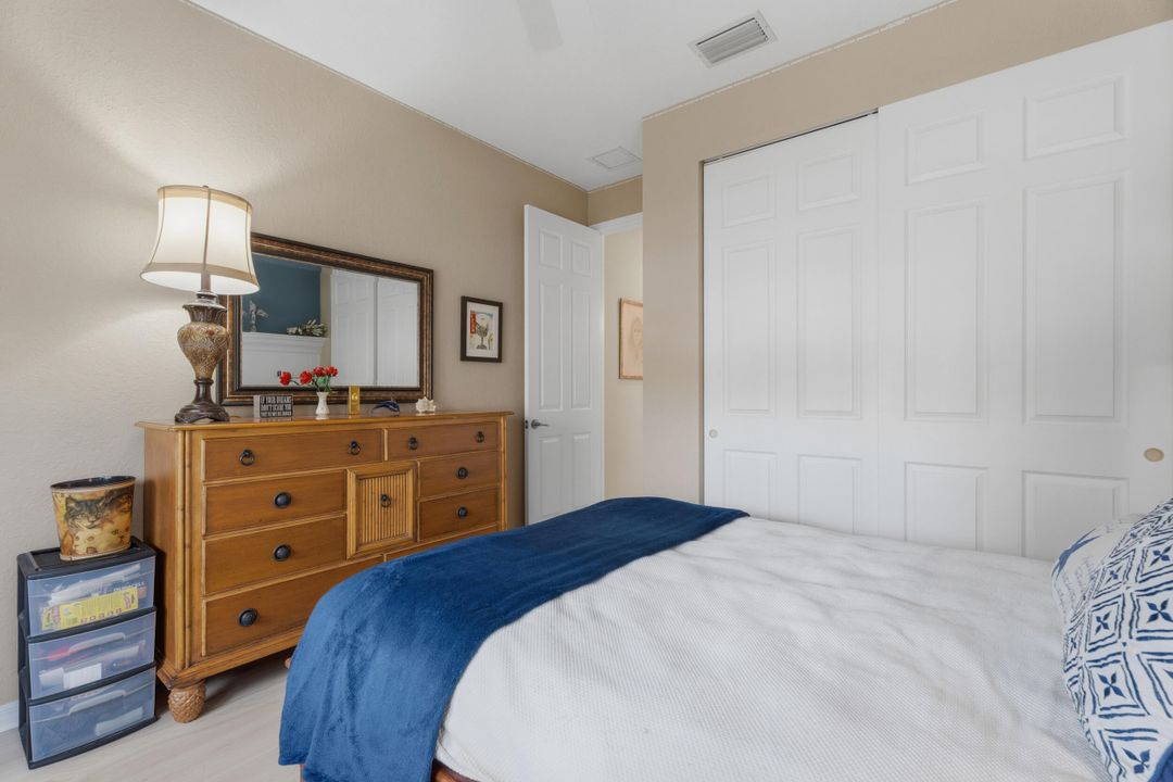 待售: $550,000 (3 贝兹, 2 浴室, 2184 平方英尺)