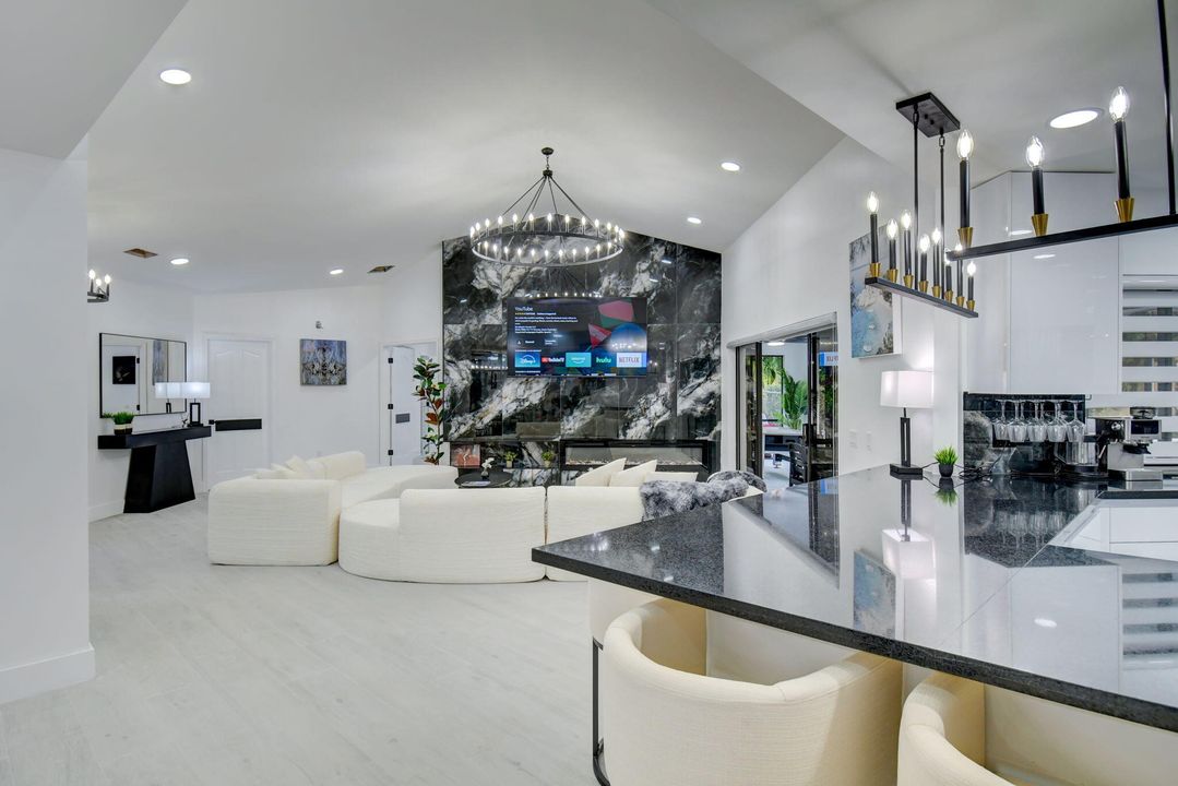 В аренду: $30,000 (5 спален, 5 ванн, 3200 Квадратных фут)