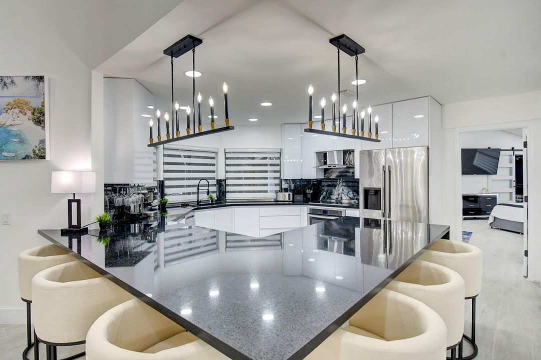 В аренду: $30,000 (5 спален, 5 ванн, 3200 Квадратных фут)