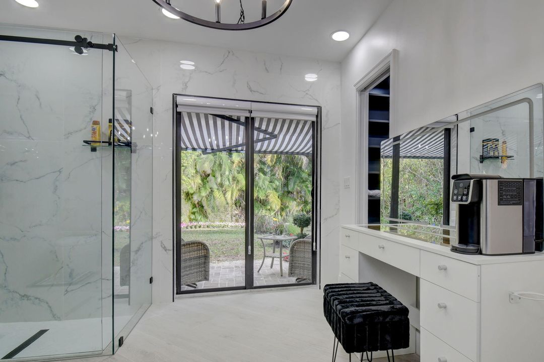 В аренду: $30,000 (5 спален, 5 ванн, 3200 Квадратных фут)