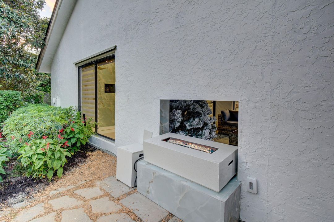 В аренду: $30,000 (5 спален, 5 ванн, 3200 Квадратных фут)