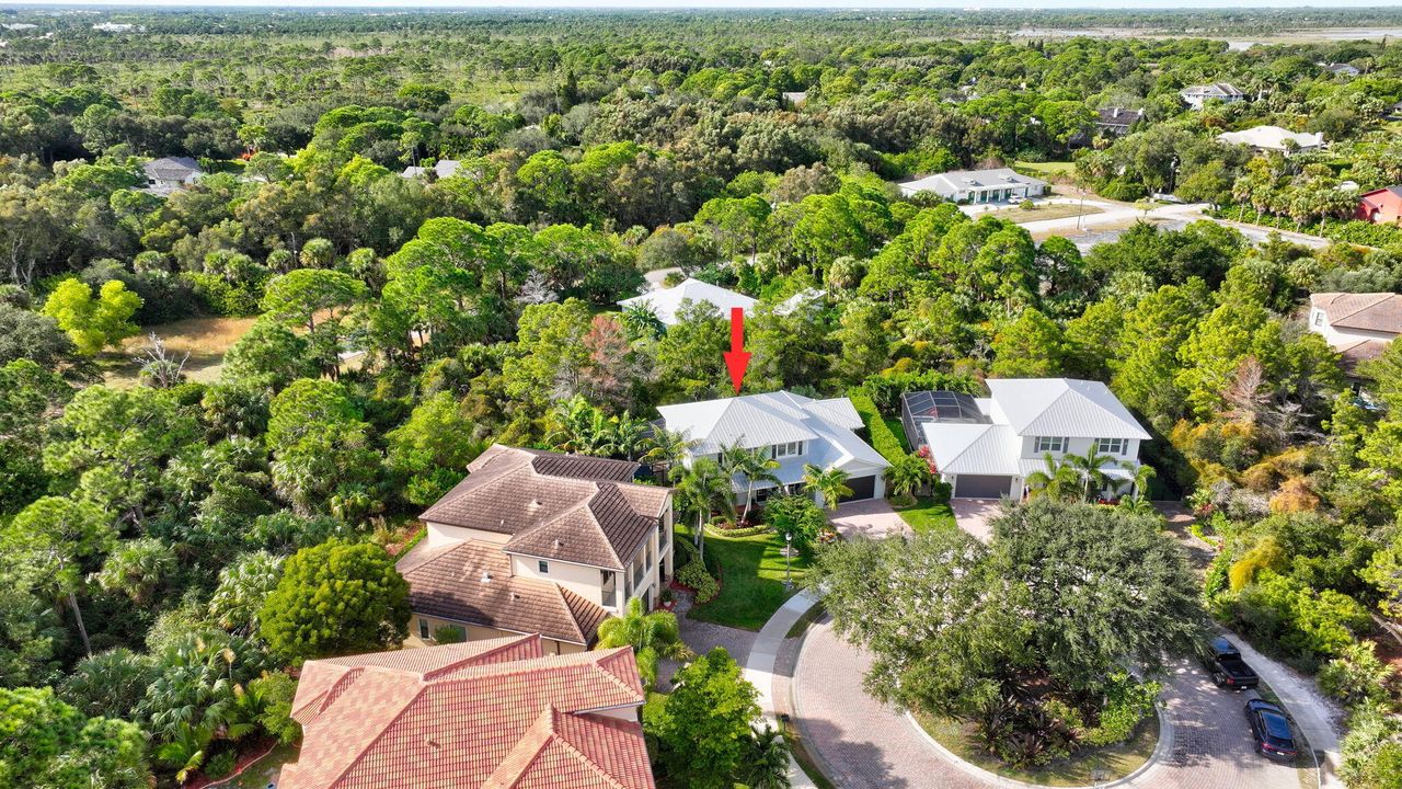 For Sale: $1,150,000 (4 beds, 3 baths, 2872 Square Feet)