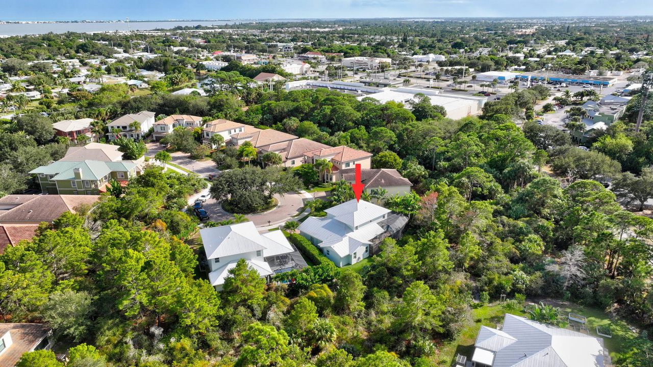 For Sale: $1,150,000 (4 beds, 3 baths, 2872 Square Feet)