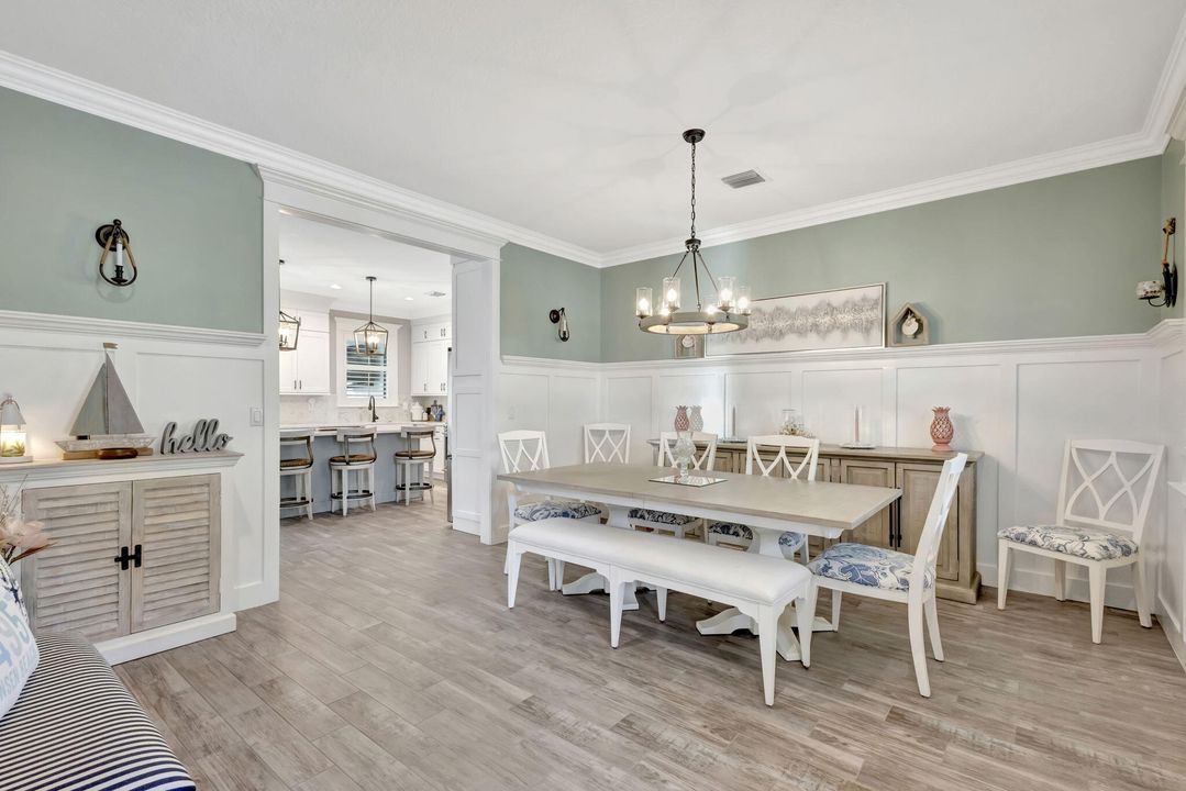 For Sale: $1,150,000 (4 beds, 3 baths, 2872 Square Feet)