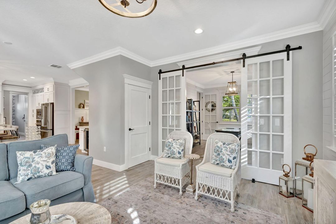 For Sale: $1,150,000 (4 beds, 3 baths, 2872 Square Feet)