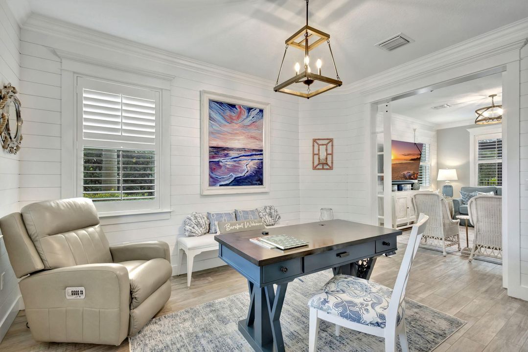 For Sale: $1,150,000 (4 beds, 3 baths, 2872 Square Feet)