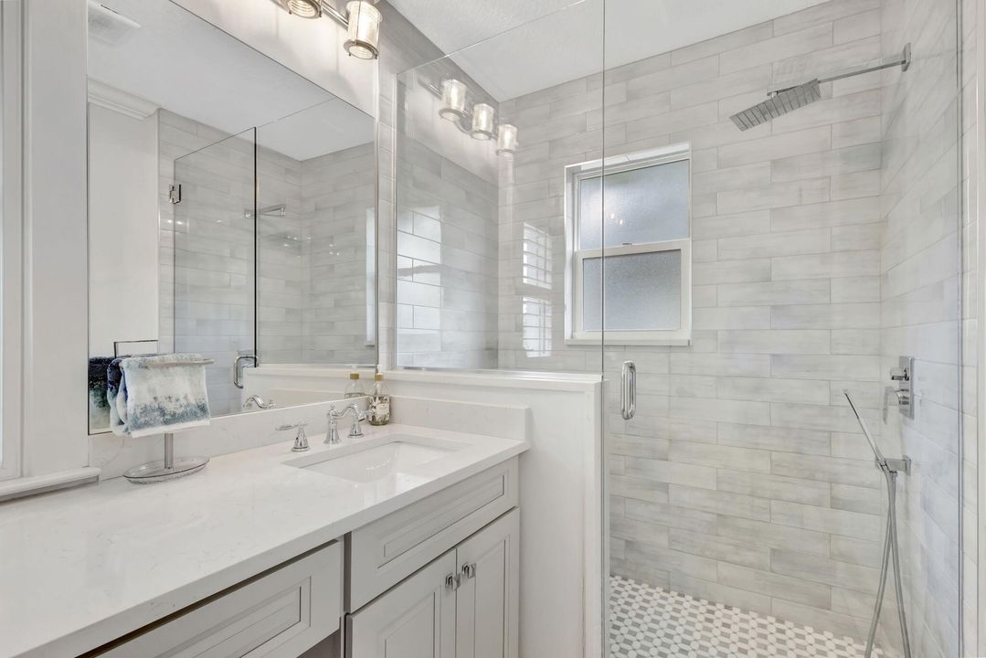 For Sale: $1,150,000 (4 beds, 3 baths, 2872 Square Feet)