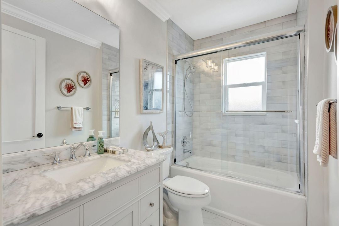 For Sale: $1,150,000 (4 beds, 3 baths, 2872 Square Feet)